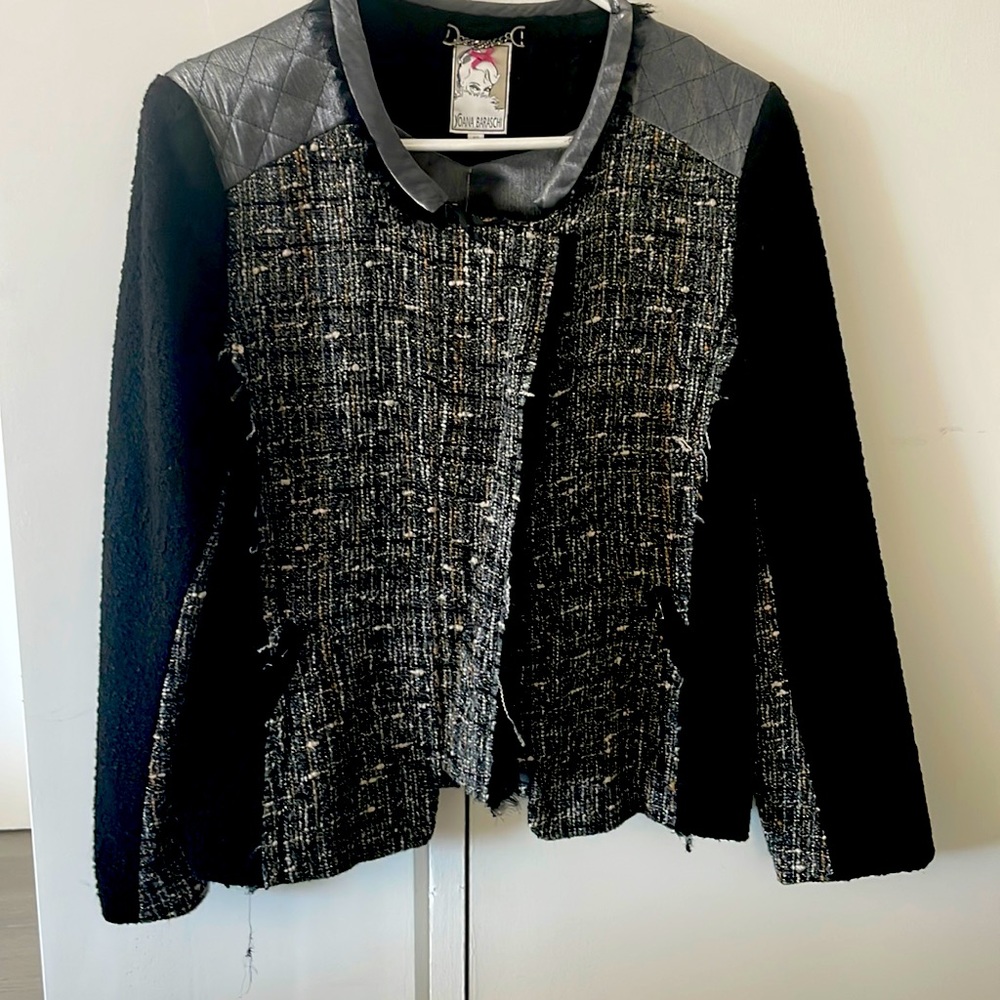 Beautiful Yoana Baraschi Suit, barely worn